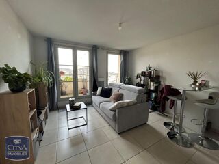  Appartement à louer 2 pièces 37 m²
