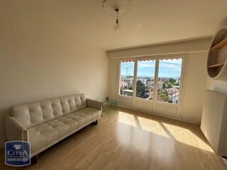  Appartement à louer 3 pièces 56 m²