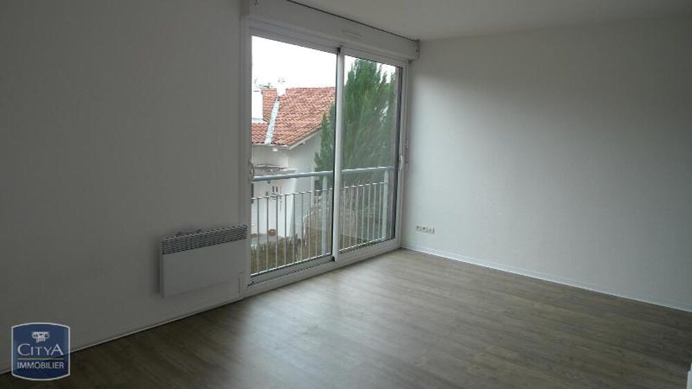location Appartement - 1 pièce(s) - 27 m² Mont-de-Marsan (40000)