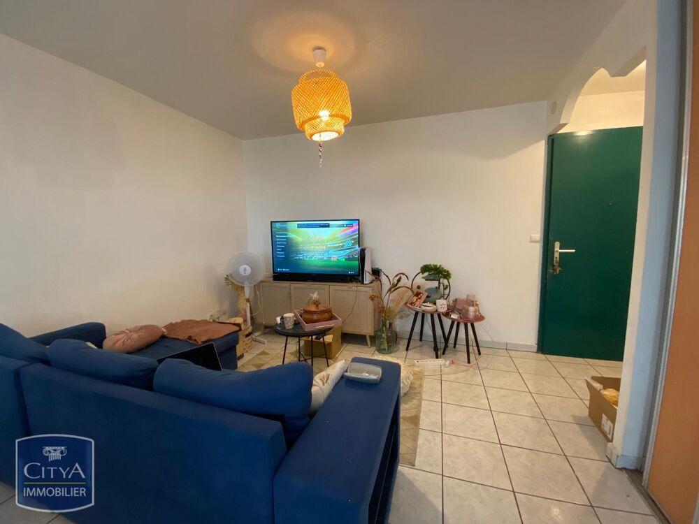 location Appartement - 2 pièce(s) - 46 m² Saint-Denis (97400)