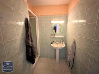  Appartement à louer 3 pièces 56 m²