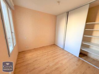  Appartement à louer 2 pièces 45 m²
