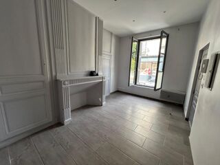  Appartement à louer 2 pièces 33 m²