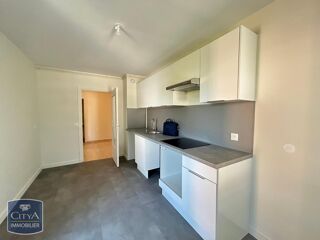  Appartement à louer 4 pièces 91 m²
