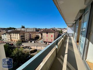  Appartement à louer 4 pièces 70 m²