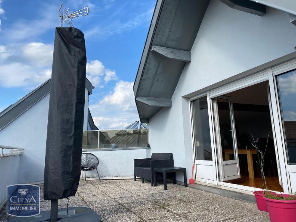 À LOUER : Découvrez cet appartement rénové T4 situé à Da....