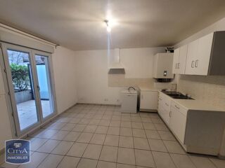  Appartement � louer 3 pi�ces 75 m�