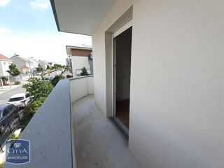  Appartement à louer 3 pièces 63 m²