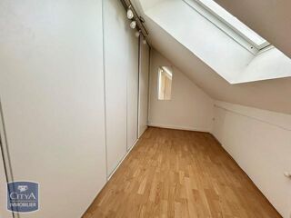  Appartement à louer 4 pièces 72 m²