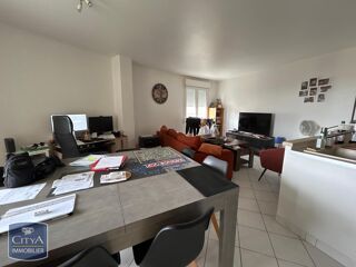  Appartement à louer 3 pièces 61 m²
