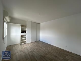  Appartement à louer 4 pièces 88 m²