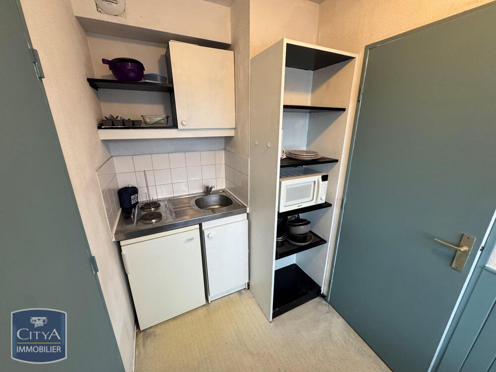 location Appartement - 3 pièce(s) - 32 m² Poitiers (86000)