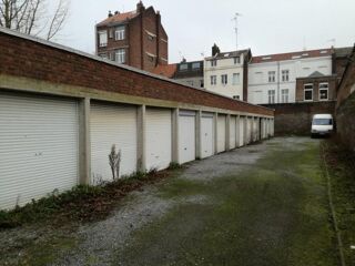  Parking / Garage à louer 