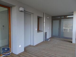  Appartement à louer 3 pièces 63 m²