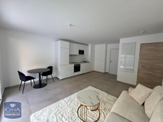  Appartement à louer 2 pièces 45 m²