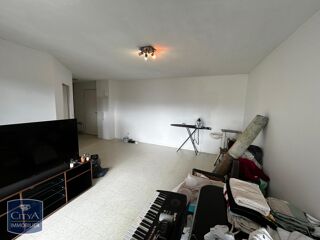  Appartement à louer 3 pièces 72 m²