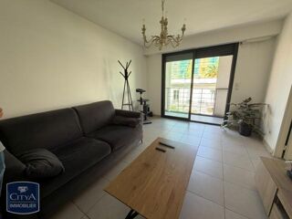  Appartement à louer 2 pièces 33 m²