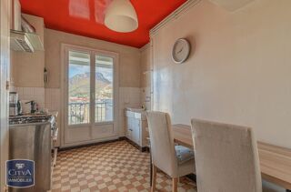  Appartement à louer 2 pièces 69 m²