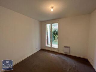  Appartement à louer 2 pièces 50 m²