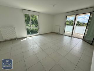  Appartement à louer 3 pièces 66 m²