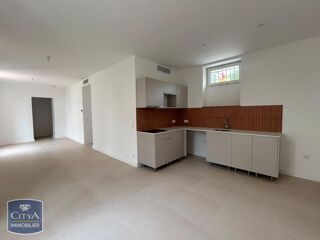  Appartement à louer 3 pièces 72 m²
