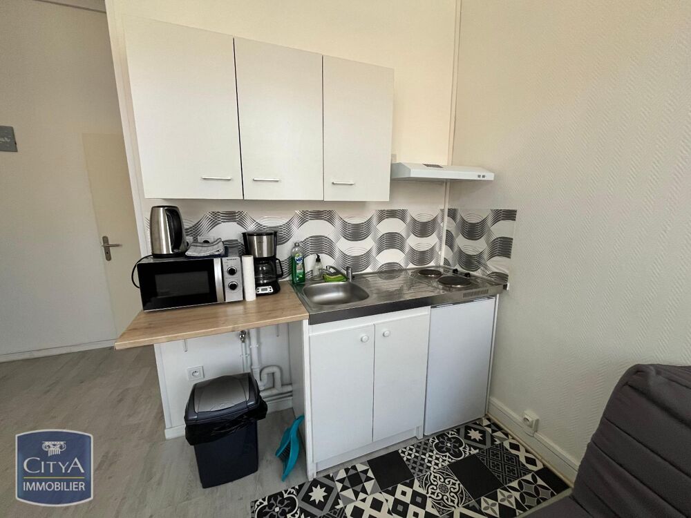 À LOUER : Découvrez ce charmant appartement meublé de ty....