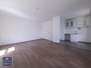  Appartement à louer 3 pièces 66 m²