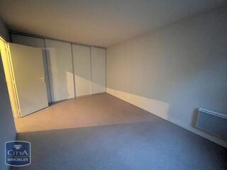  Appartement à louer 2 pièces 47 m²
