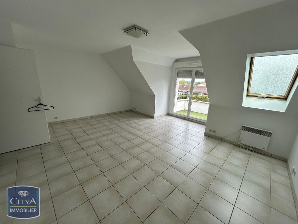 À LOUER : Appartement T3 situé à Oignies, dans le départ....