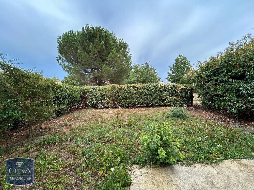 À LOUER : Maison T4 avec jardin et garage, située à TARB....