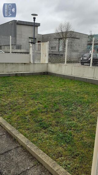  Appartement à louer 1 pièce 27 m²