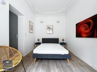  Appartement à louer 2 pièces 32 m²