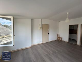  Appartement à louer 1 pièce 28 m²