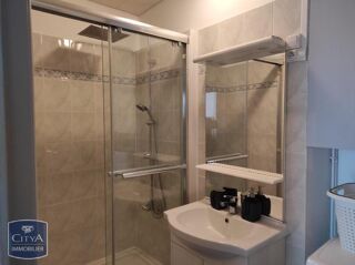  Appartement à louer 3 pièces 55 m²
