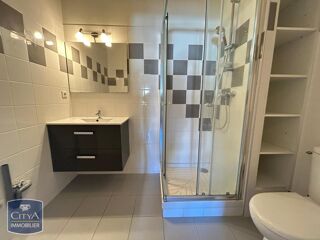  Appartement à louer 2 pièces 35 m²