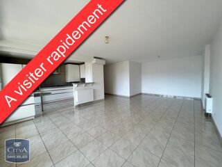  Appartement à louer 4 pièces 120 m²