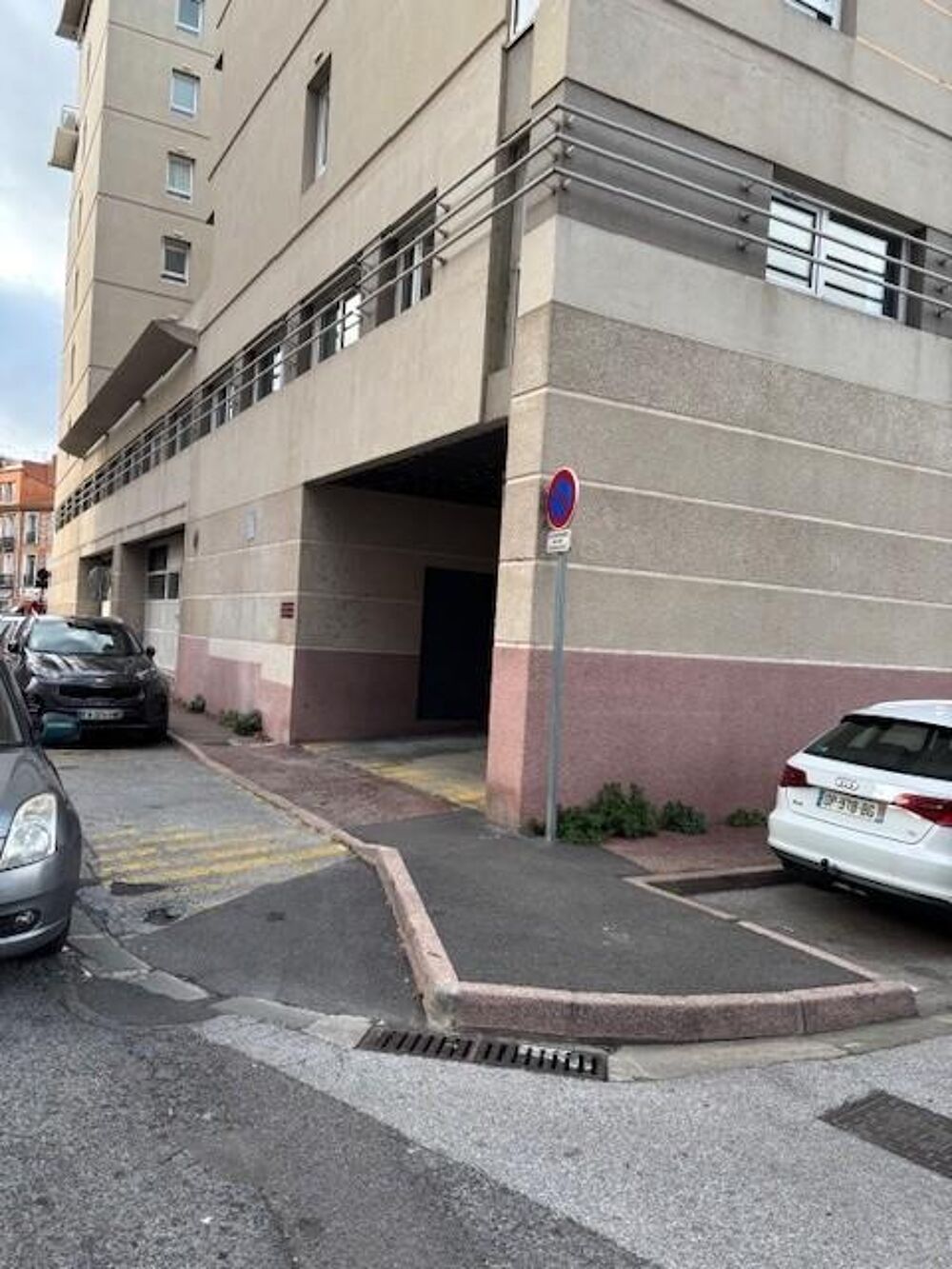location Parking / Garage Perpignan (66000)