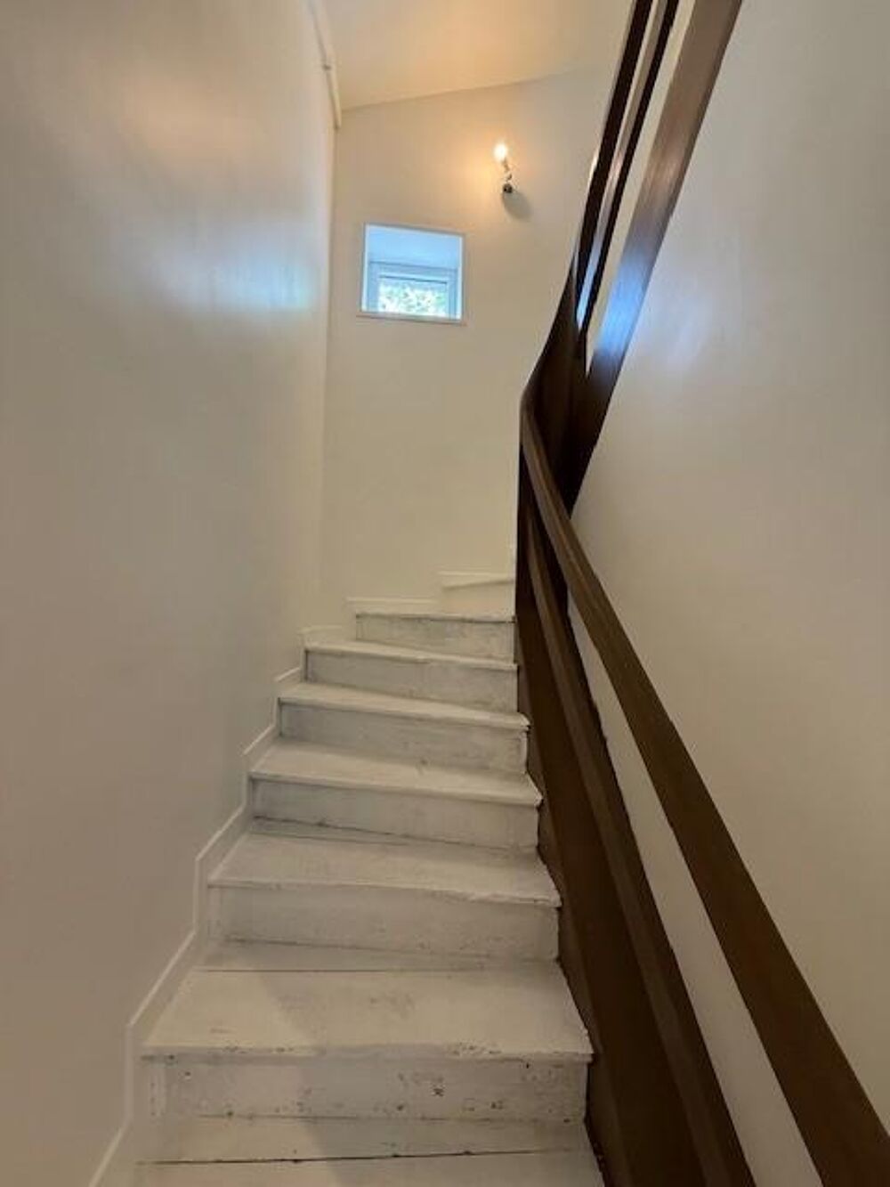 location Maison - 4 pièce(s) - 120 m² La Chapelle-de-Guinchay (71570)