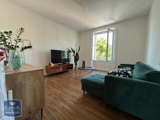  Appartement à louer 4 pièces 84 m²