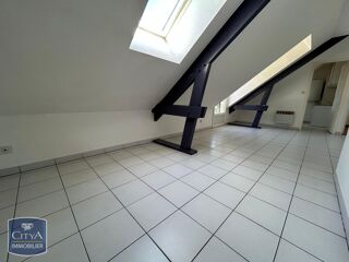  Appartement à louer 2 pièces 33 m²