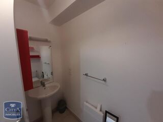  Appartement à louer 2 pièces 31 m²