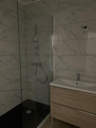  Appartement à louer 3 pièces 66 m²