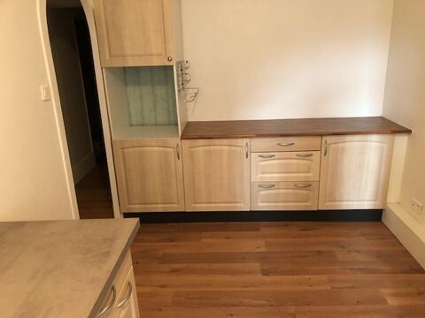  Appartement � louer 3 pi�ces 77 m�