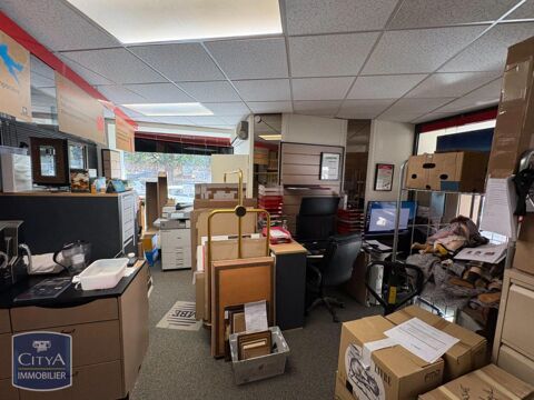   Location / Local Commercial - 90 m² 