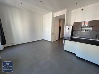 Appartement à louer 3 pièces 64 m²