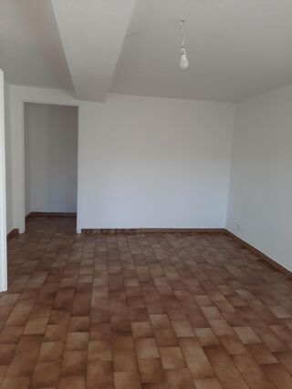  Maison à louer 4 pièces 108 m²
