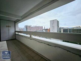  Appartement à louer 4 pièces 98 m²