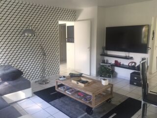  Appartement � louer 3 pi�ces 77 m�