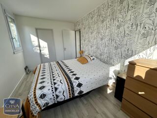  Appartement à louer 3 pièces 74 m²