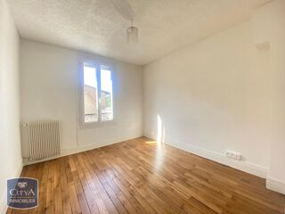  Appartement à louer 2 pièces 63 m²